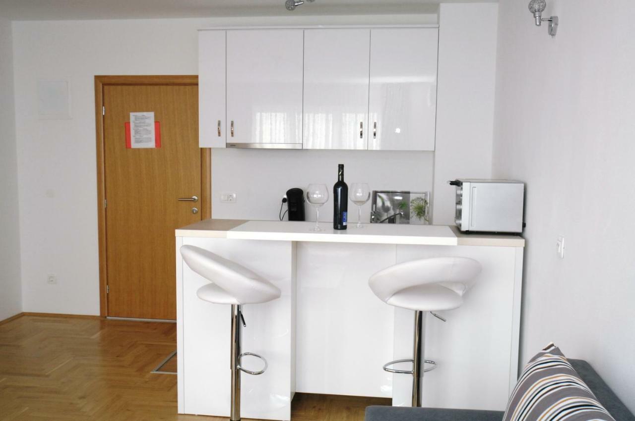 Haus Zora Ferienwohnung 7 Мошценице Екстериор снимка