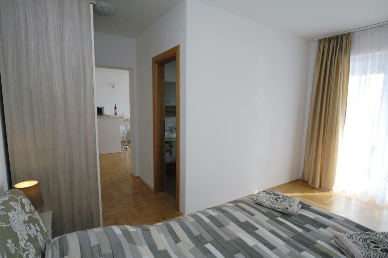 Haus Zora Ferienwohnung 7 Мошценице Екстериор снимка